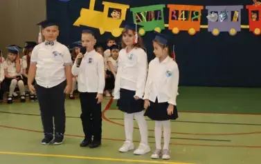 Część artystyczna..Uczniowie klasy 1b