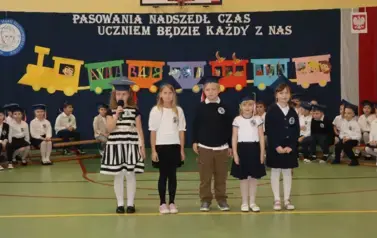 Część artystyczna.. Uczniowie klasy 1 a