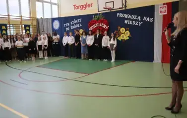 Podziękowania dla artyst&oacute;w od Pani Dyrektor Anny Sadok