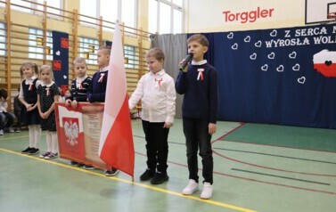 Występ artystyczny: Przedstawienie wierszy.