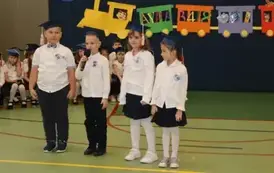 Część artystyczna..Uczniowie klasy 1b