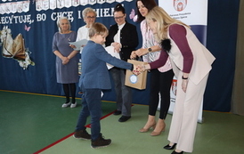 wręczanie nagr&oacute;d