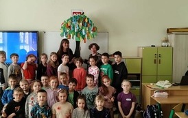 zdjęcie grupowe kl. 1a.jpeg