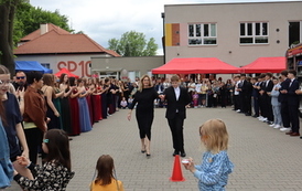32. Polonez klas 8