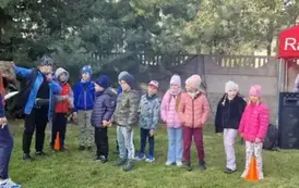 Uczniowie podczas om&oacute;wienia zasad konkursu